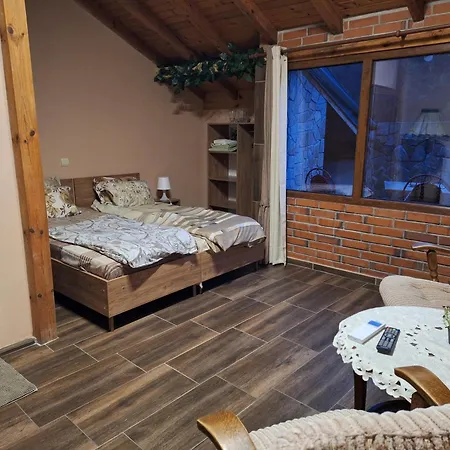 Coastalguest House 4* 大特尔诺沃